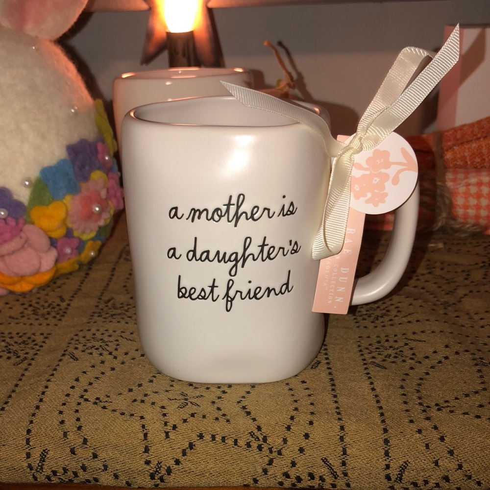 Rae Dunn A MOTHER IS A DAUGHTER’S BEST FRIEND Mug